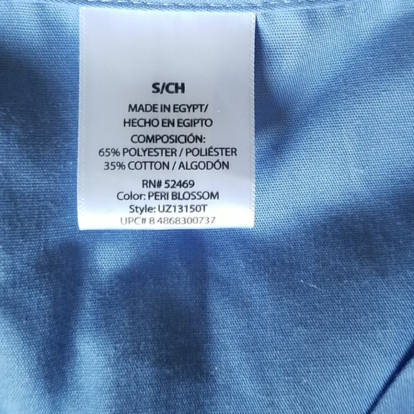 Scrub top - Picture 3 of 5